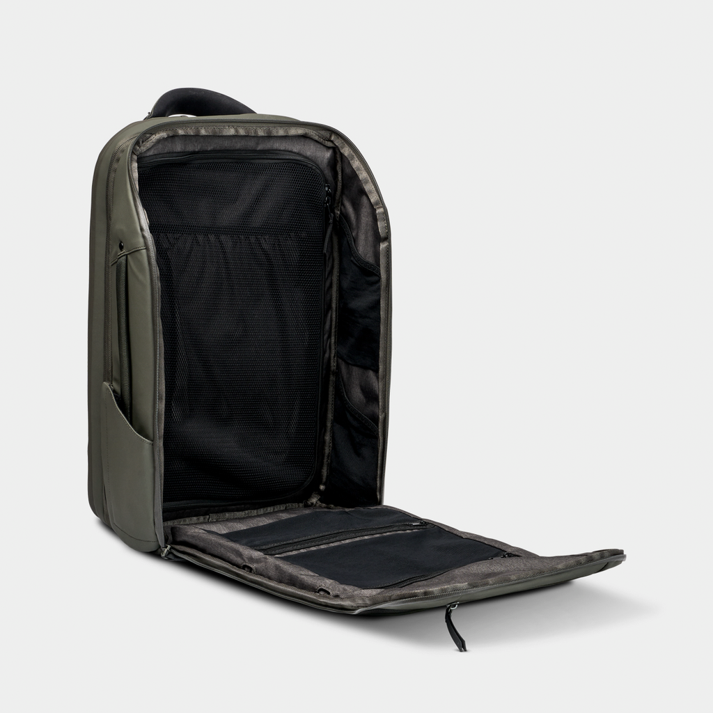 Nomatic Travel Pack